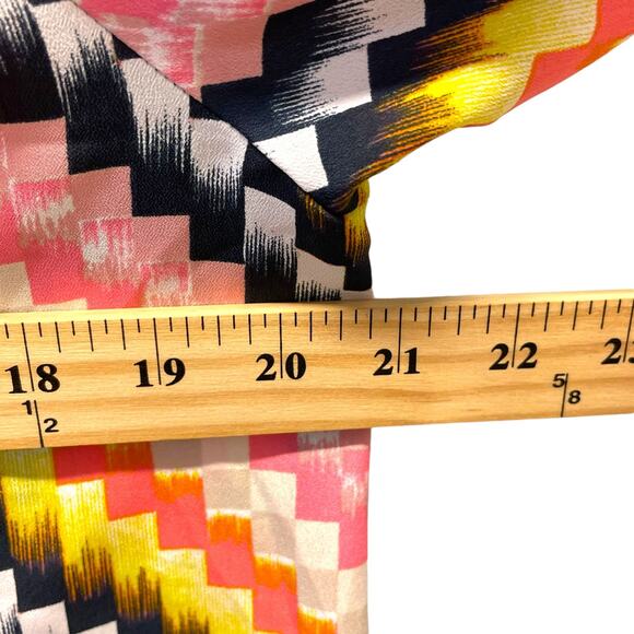 Ann Taylor Factory Womens Multicolor Blouse Splitneck Navy Trim Geometric M - Picture 5 of 7